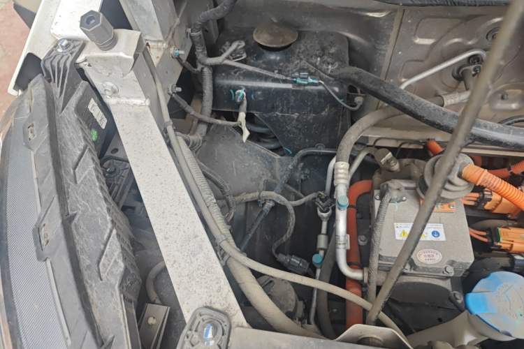 Used Karry Dolphin EV 2023 Wealth Edition Engine Bay Right