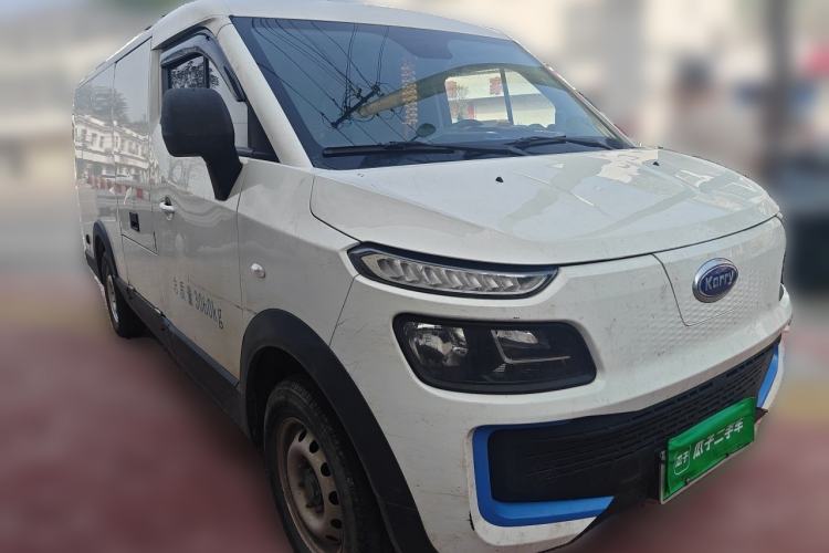 Used Karry Dolphin EV 2023 Wealth Edition Front Right 45 Deg