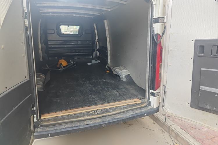 Used Karry Dolphin EV 2023 Wealth Edition Trunk