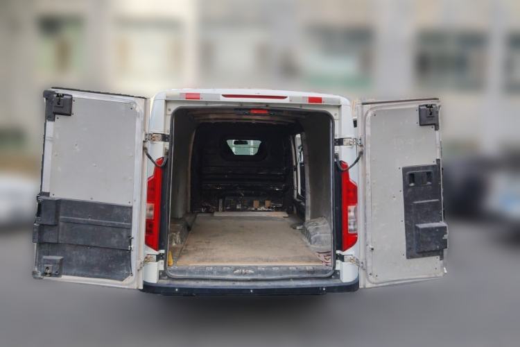 Used Karry Dolphin EV 2023 Wealth Edition Trunk