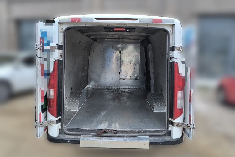Used Karry Dolphin EV 2023 Wealth Edition Trunk