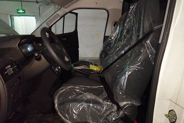 Used Karry Dolphin EV 2025 Economy Version Left Front Seat