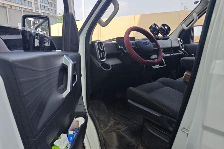 Used Karry Dolphin EV 2026 Model Dolphin K7 310 km Standard Edition Driver Seat