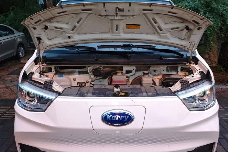 Used Karry Jiangtun 2022 Jiangshun No.1 Ultra-Performance Edition by Guoxuan Hi-Tech Engine Bay