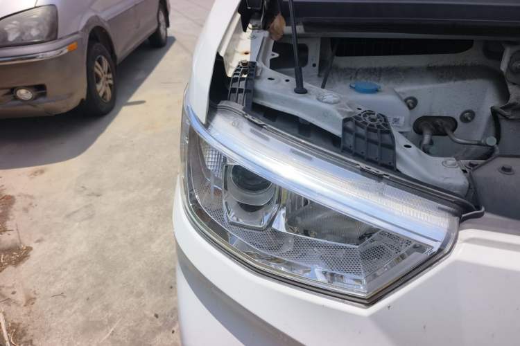Used Karry Jiangtun 2022 Jiangshun No.1 Ultra-Performance Edition by Guoxuan Hi-Tech Right Front Headlight