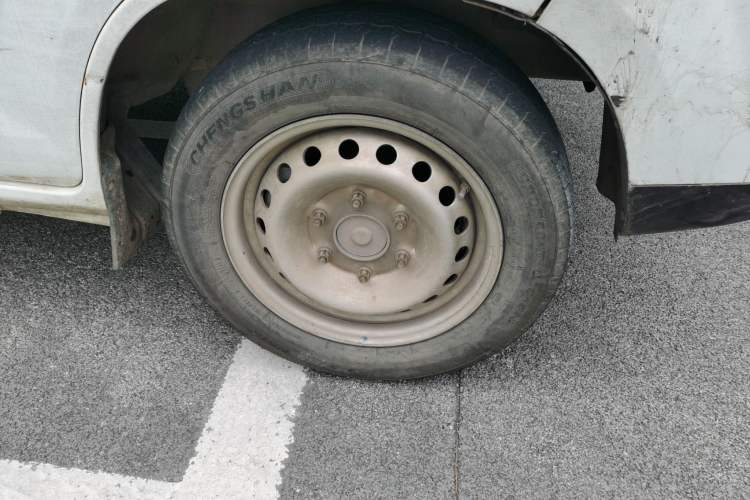 Used Karry Jiangtun 2022 Jiangshun No.1 Ultra-Performance Edition by Guoxuan Hi-Tech Right Front Wheel Hub