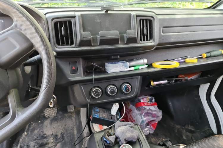 Used Karry Jiangtun 2023 Wide-body Edition Guoxuan Hi-Tech 40.55 kWh Audio And AC Panel