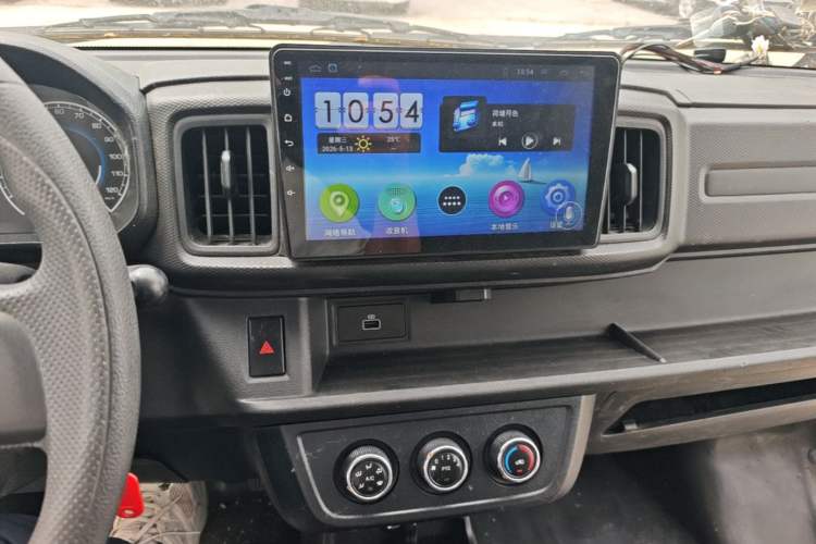 Used Karry Jiangtun 2023 Wide-body Edition Gotion High-Tech 38.7 kWh Audio And AC Panel