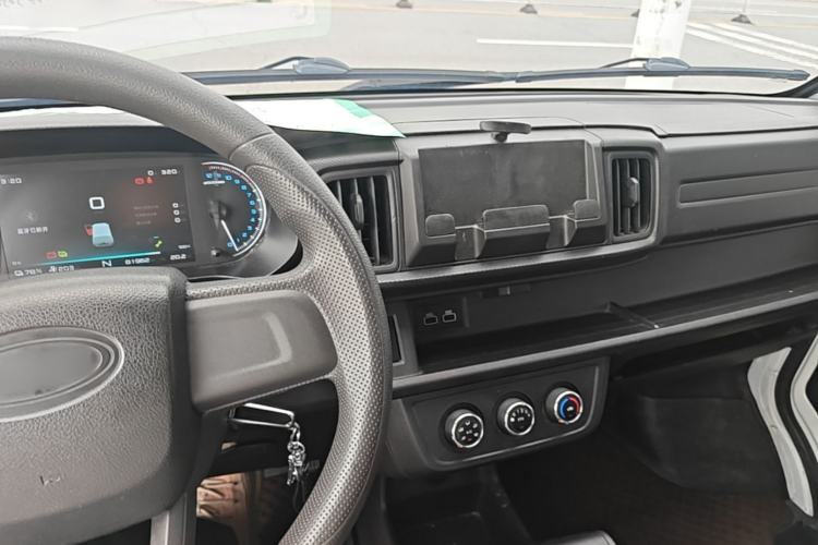 Used Karry Jiangtun 2023 Wide-Heart Edition Guoxuan Hi-Tech 38.7 kWh Center Console