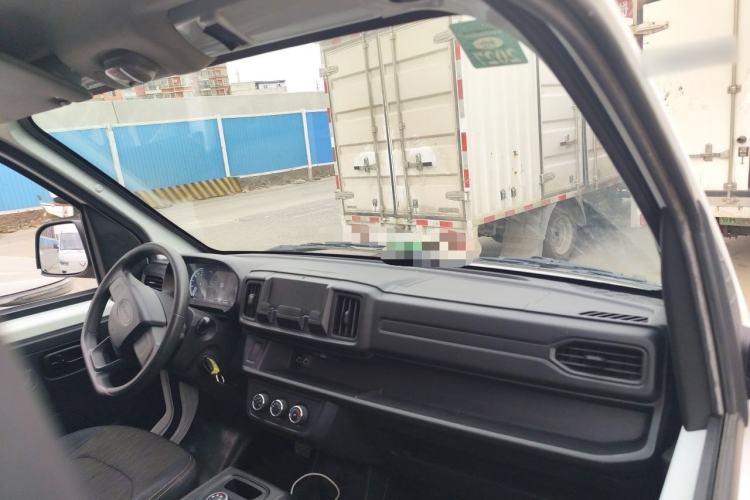 Used Karry Jiangtun 2023 Wide-body Edition AVIC Lithium Battery 38.64 kWh Center Console