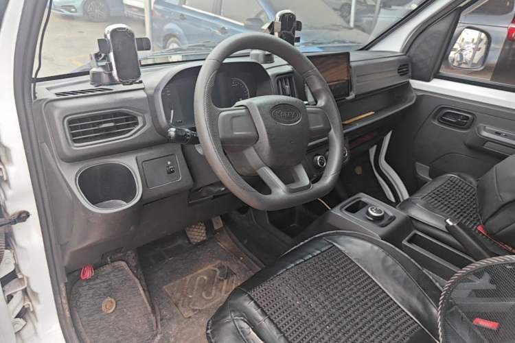 Used Karry Jiangtun 2023 Wide-body Edition AVIC Lithium Battery 38.64 kWh Center Console