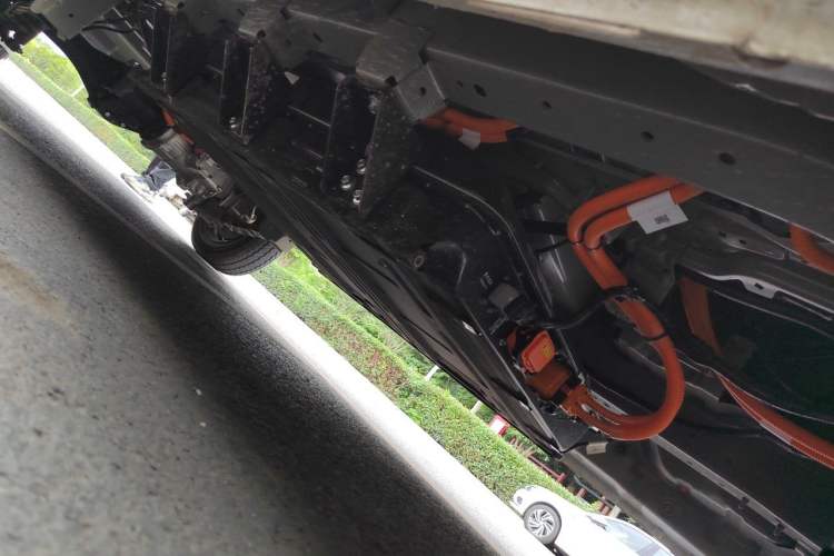 Used Karry Jiangtun 2023 Wide-body Edition AVIC Lithium Battery 38.64 kWh Chassis Front Right