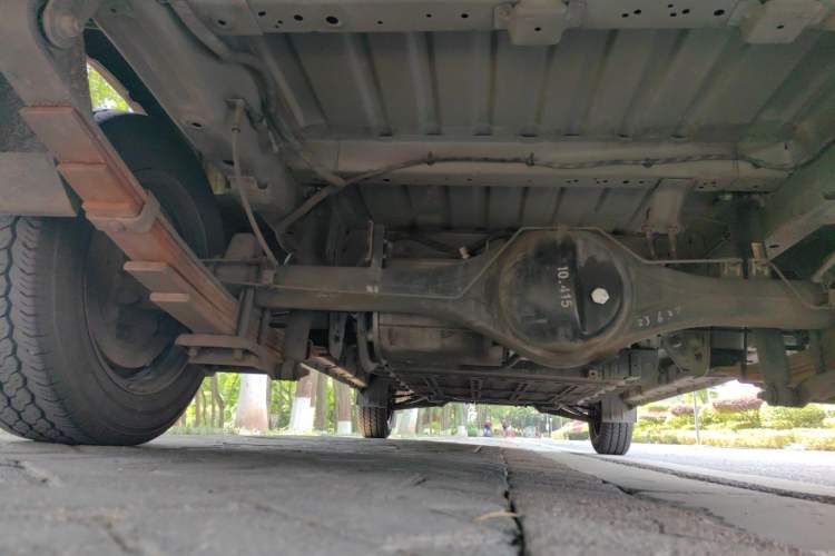 Used Karry Jiangtun 2023 Wide-body Edition AVIC Lithium Battery 38.64 kWh Chassis Rear