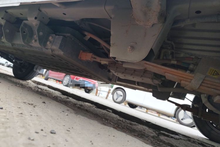Used Karry Jiangtun 2023 Wide-body Edition AVIC Lithium Battery 38.64 kWh Chassis Rear Left