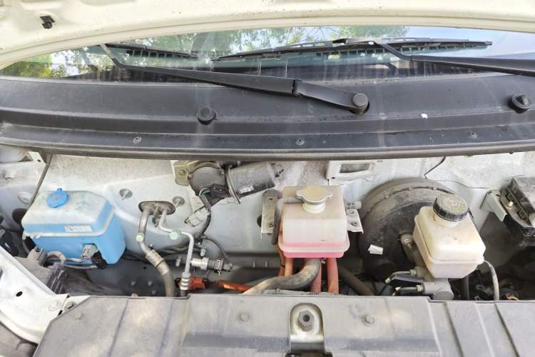 Used Karry Jiangtun 2023 Wide-body Edition Guoxuan Hi-Tech 40.55 kWh Engine Bay