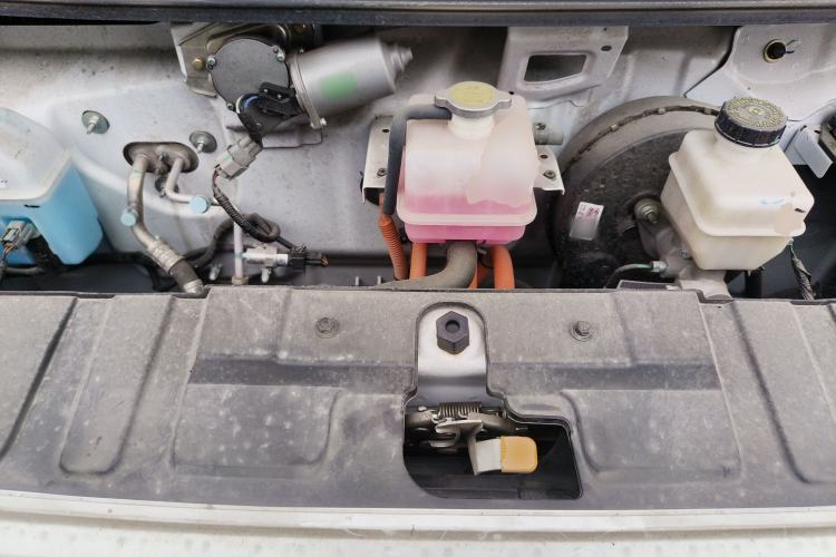 Used Karry Jiangtun 2023 Wide-body Edition AVIC Lithium Battery 38.64 kWh Engine Bay
