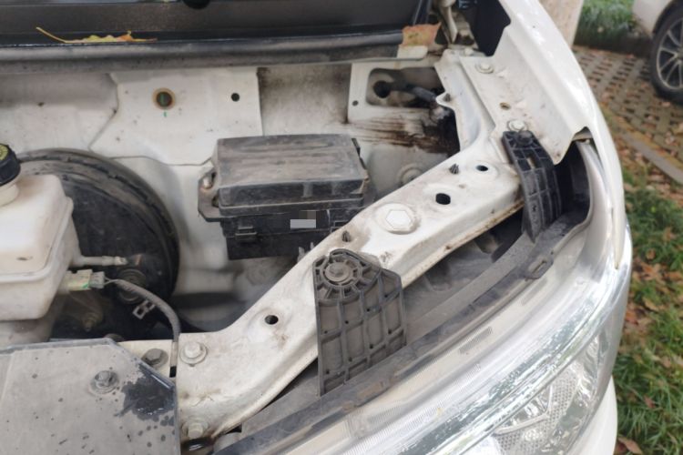 Used Karry Jiangtun 2023 Wide-body Edition AVIC Lithium Battery 38.64 kWh Engine Bay Left