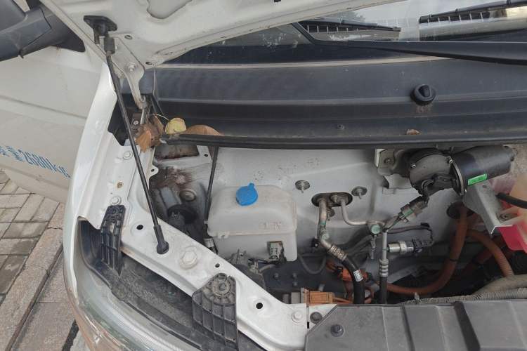 Used Karry Jiangtun 2023 Wide-body Edition Gotion High-Tech 38.7 kWh Engine Bay Right