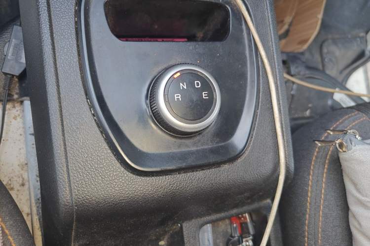 Used Karry Jiangtun 2023 Wide-body Edition Gotion High-Tech 38.7 kWh Gear Lever