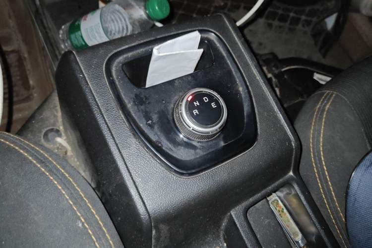 Used Karry Jiangtun 2023 Wide-body Edition AVIC Lithium Battery 38.64 kWh Gear Lever