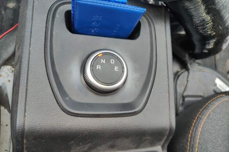 Used Karry Jiangtun 2023 Wide-body Edition AVIC Lithium Battery 38.64 kWh Gear Lever