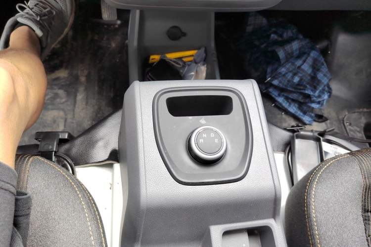 Used Karry Jiangtun 2023 Wide-body Edition AVIC Lithium Battery 38.64 kWh Gear Lever