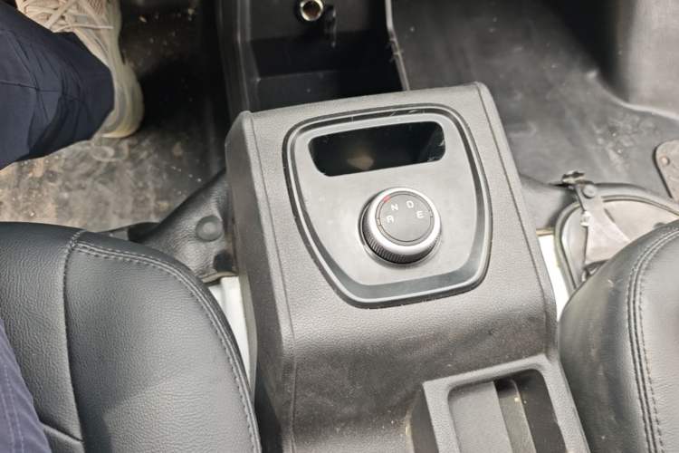 Used Karry Jiangtun 2023 Wide-body Edition Gotion High-Tech 38.7 kWh Gear Lever