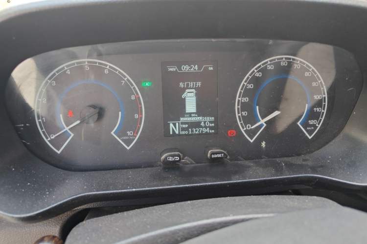 Used Karry Jiangtun 2023 Wide-Range Model CATL 41.86 kWh Instrument Cluster
