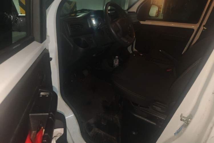 Used Karry Jiangtun 2023 Wide-Heart Edition Guoxuan High-Tech 40.55 kWh Interior 3