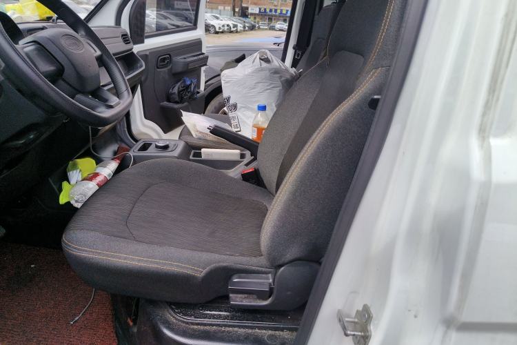 Used Karry Jiangtun 2023 Wide-body Edition AVIC Lithium Battery 38.64 kWh Interior 4