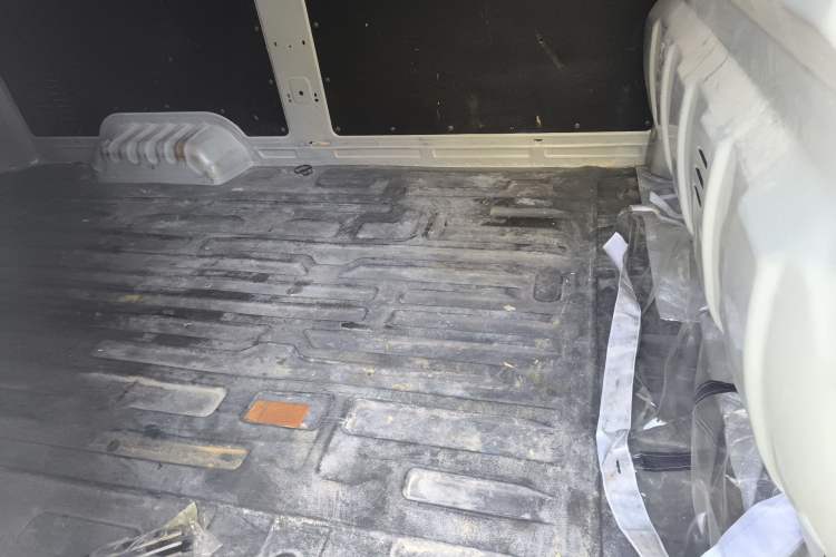 Used Karry Jiangtun 2023 Wide-body Edition AVIC Lithium Battery 38.64 kWh Interior 4