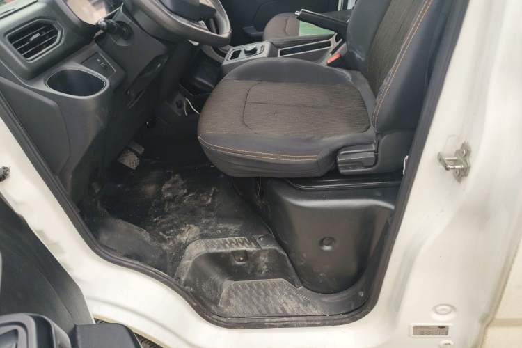 Used Karry Jiangtun 2023 Wide-body Edition AVIC Lithium Battery 38.64 kWh Left Front Seat