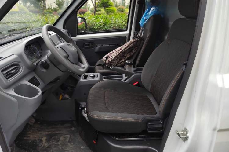 Used Karry Jiangtun 2023 Wide-body Edition AVIC Lithium Battery 38.64 kWh Left Front Seat