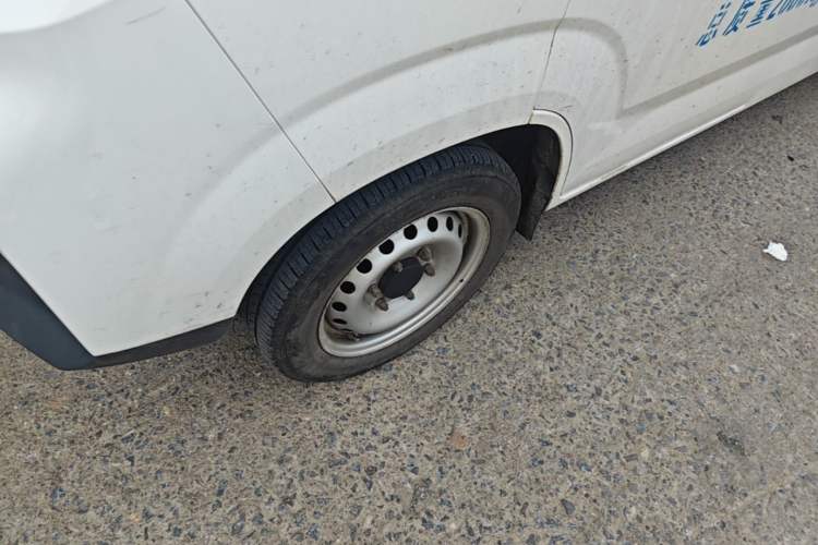 Used Karry Jiangtun 2023 Wide-body Edition AVIC Lithium Battery 38.64 kWh Left Front Wheel Hub
