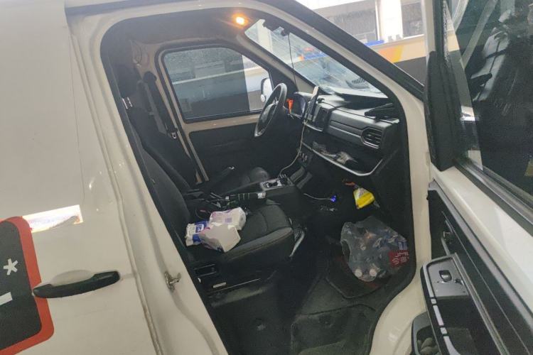 Used Karry Jiangtun 2023 Wide-body Edition Guoxuan Hi-Tech 40.55 kWh Left Rear Seat