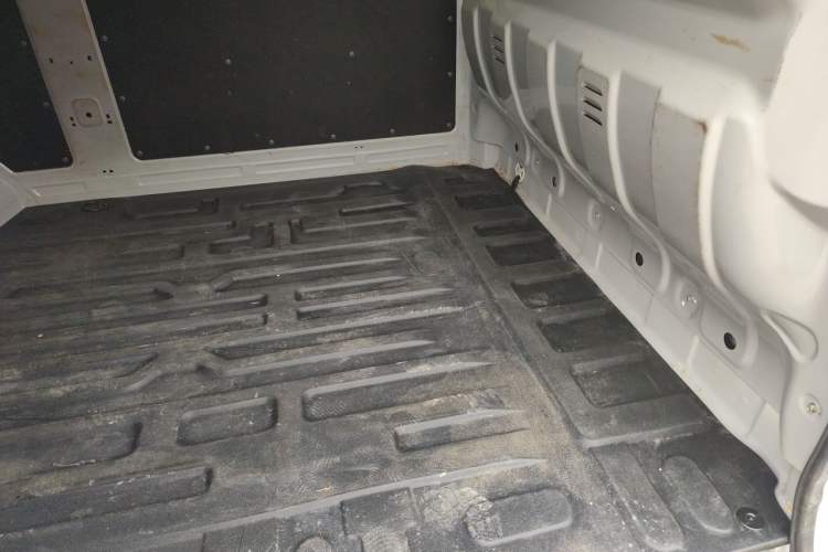 Used Karry Jiangtun 2023 Wide-body Edition AVIC Lithium Battery 38.64 kWh Left Rear Seat