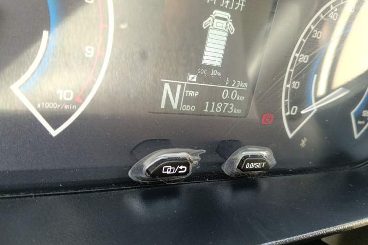 Used Karry Jiangtun 2023 Wide-Heart Edition Guoxuan Hi-Tech 38.7 kWh Odometer Close Up