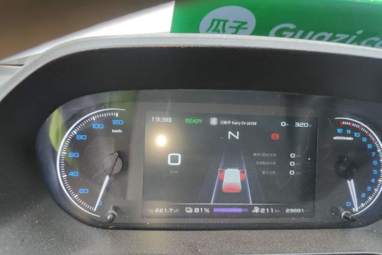 Used Karry Jiangtun 2023 Wide-body Edition AVIC Lithium Battery 38.64 kWh Odometer Close Up