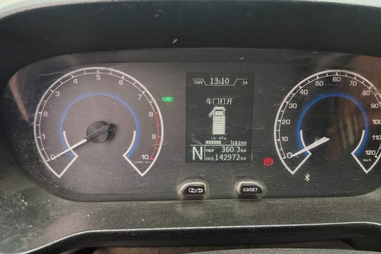 Used Karry Jiangtun 2023 Wide-Heart Edition Guoxuan High-Tech 40.55 kWh Odometer Close Up