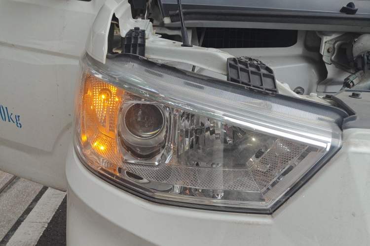 Used Karry Jiangtun 2023 Wide-body Edition Gotion High-Tech 38.7 kWh Right Front Headlight