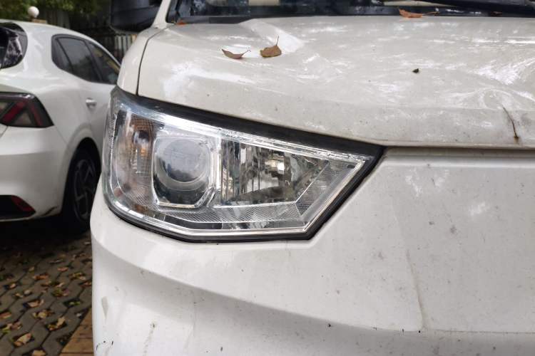 Used Karry Jiangtun 2023 Wide-body Edition AVIC Lithium Battery 38.64 kWh Right Front Headlight