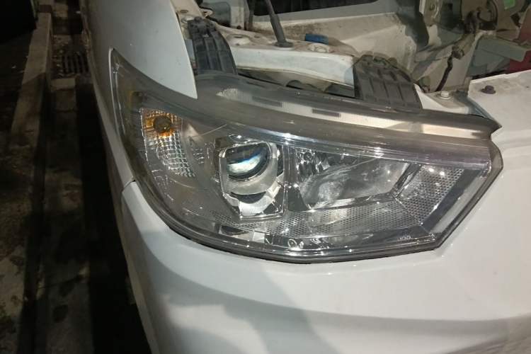 Used Karry Jiangtun 2023 Wide-body Edition AVIC Lithium Battery 38.64 kWh Right Front Headlight