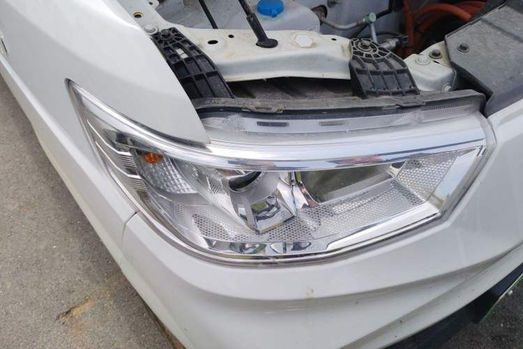 Used Karry Jiangtun 2023 Wide-body Edition Guoxuan Hi-Tech 40.55 kWh Right Front Headlight