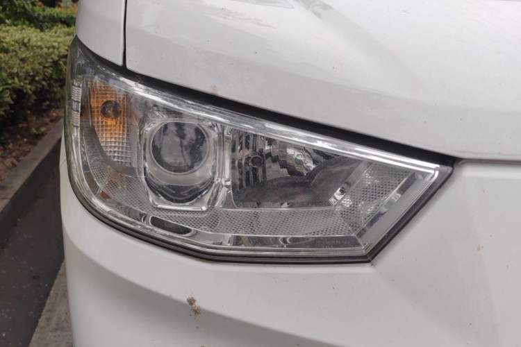 Used Karry Jiangtun 2023 Wide-body Edition Guoxuan Hi-Tech 40.55 kWh Right Front Headlight