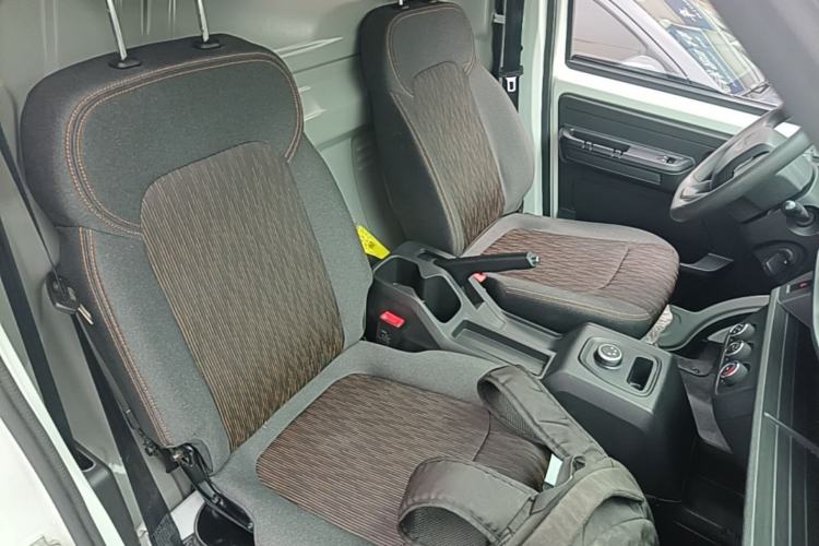 Used Karry Jiangtun 2023 Wide-body Edition Guoxuan Hi-Tech 40.55 kWh Right Front Seat