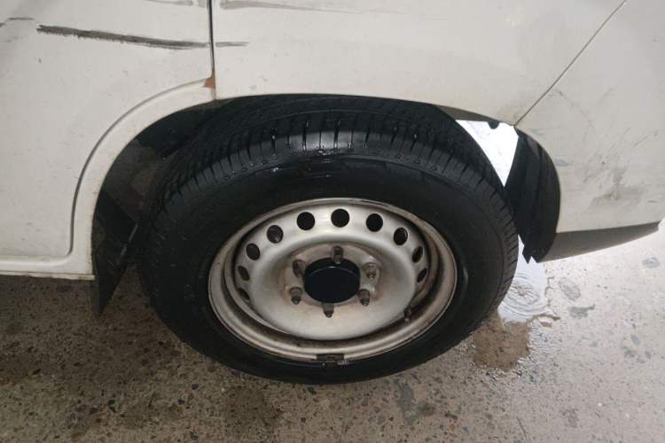 Used Karry Jiangtun 2023 Wide-body Edition Guoxuan Hi-Tech 40.55 kWh Right Front Wheel Hub