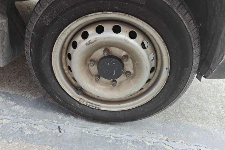 Used Karry Jiangtun 2023 Wide-Range Model CATL 41.86 kWh Right Front Wheel Hub