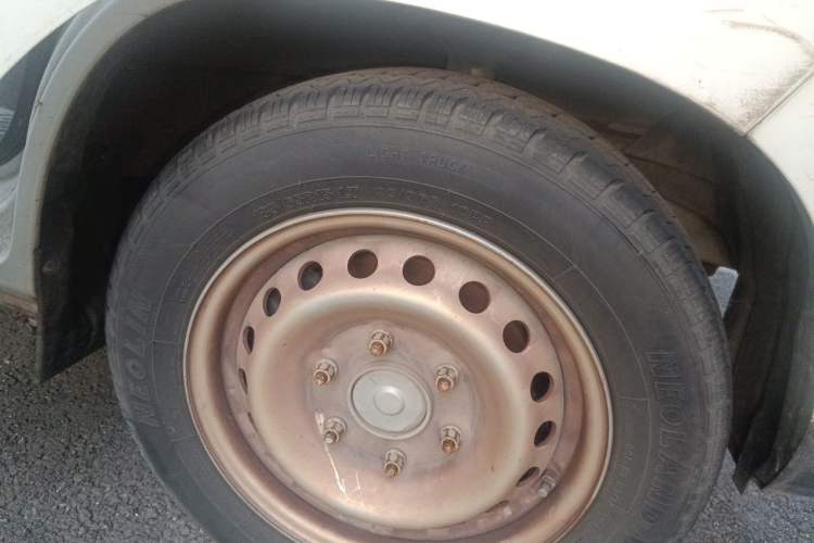 Used Karry Jiangtun 2023 Wide-body Edition Gotion High-Tech 38.7 kWh Right Front Wheel Hub