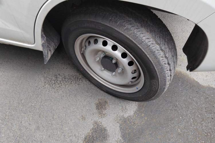 Used Karry Jiangtun 2023 Wide-body Edition AVIC Lithium Battery 38.64 kWh Right Front Wheel Hub