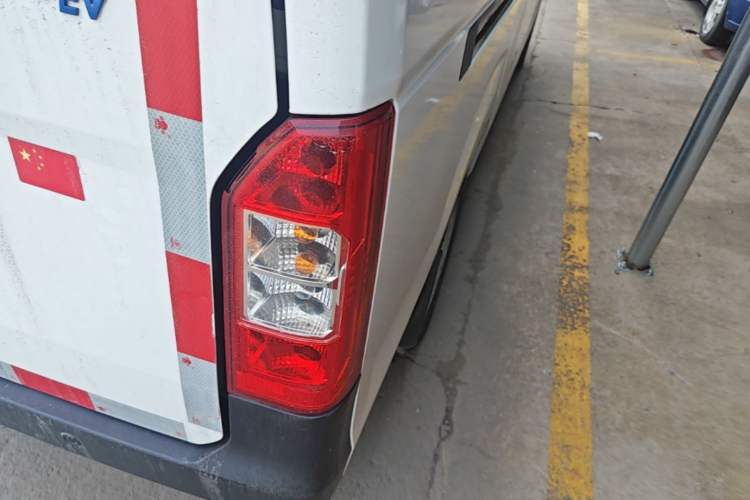 Used Karry Jiangtun 2023 Wide-body Edition AVIC Lithium Battery 38.64 kWh Right Rear Taillight